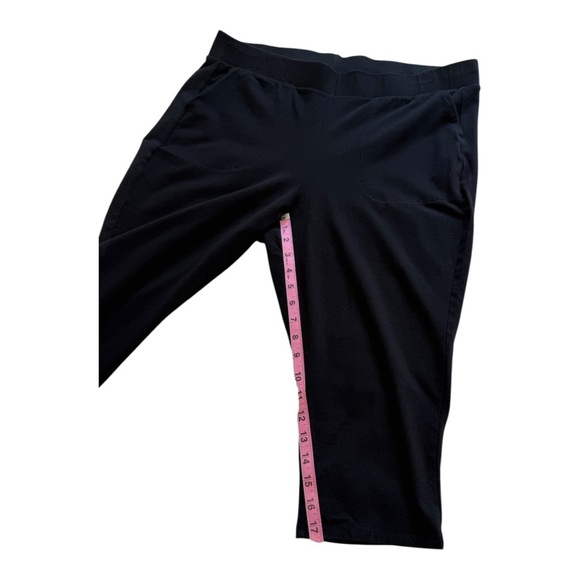 Torrid Black Capri Legging - Size 3X - Picture 7 of 10